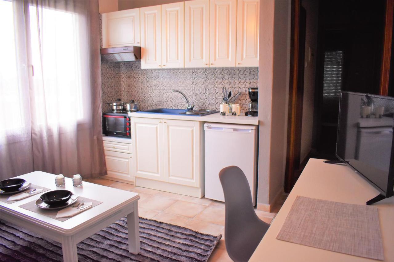 Cozy&Modern Lejlighed Komotini Eksteriør billede
