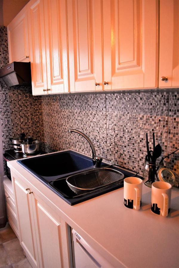 Cozy&Modern Lejlighed Komotini Eksteriør billede